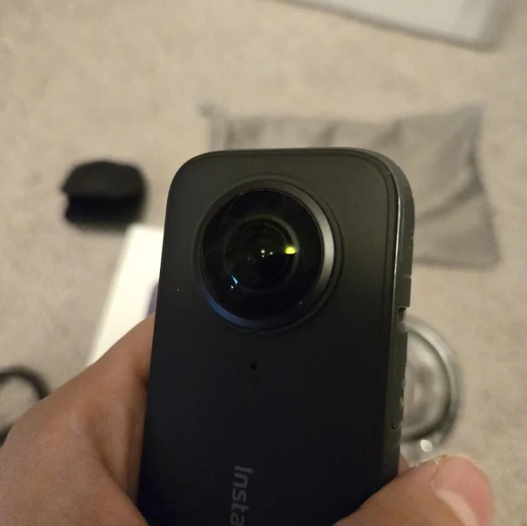 Insta360 X3 Camera - Picture 5 of 7